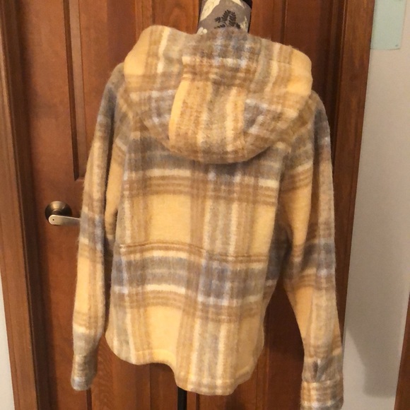 NWT wool-blend, half-zip, boxy hoodie plaid pullover with chest pocket from Zara - Picture 3 of 14